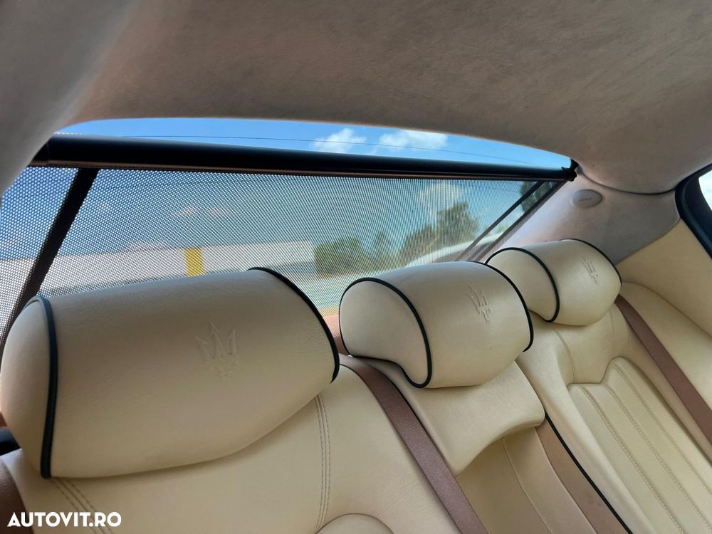 Maserati Quattroporte - 15