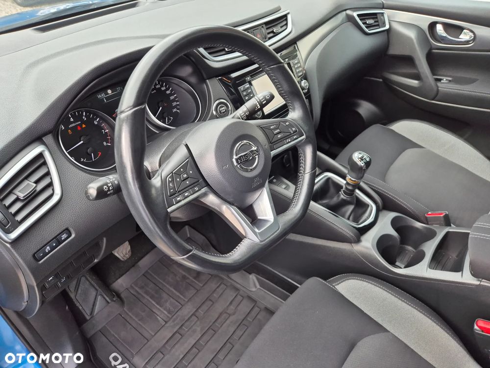 Nissan Qashqai 1.2 DIG-T N-Connecta - 32