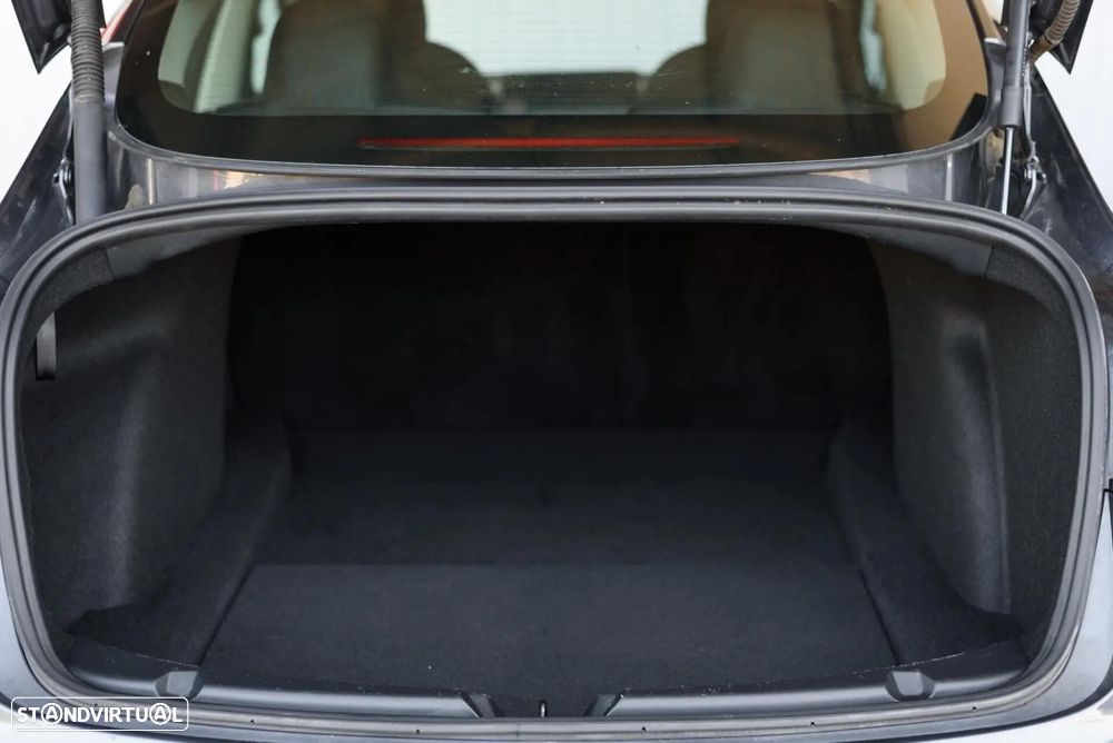 Tesla Model 3 Standard Range Plus RWD - 14