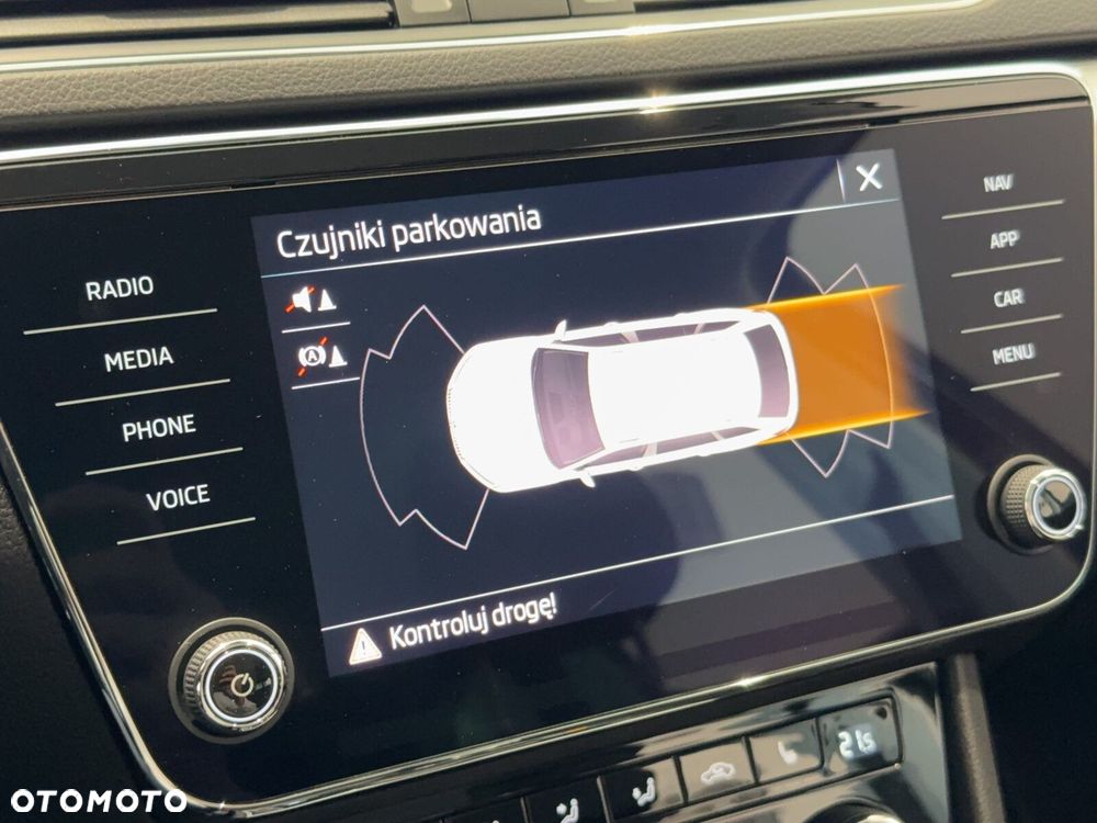 Skoda Superb 2.0 TDI SCR Ambition DSG - 39