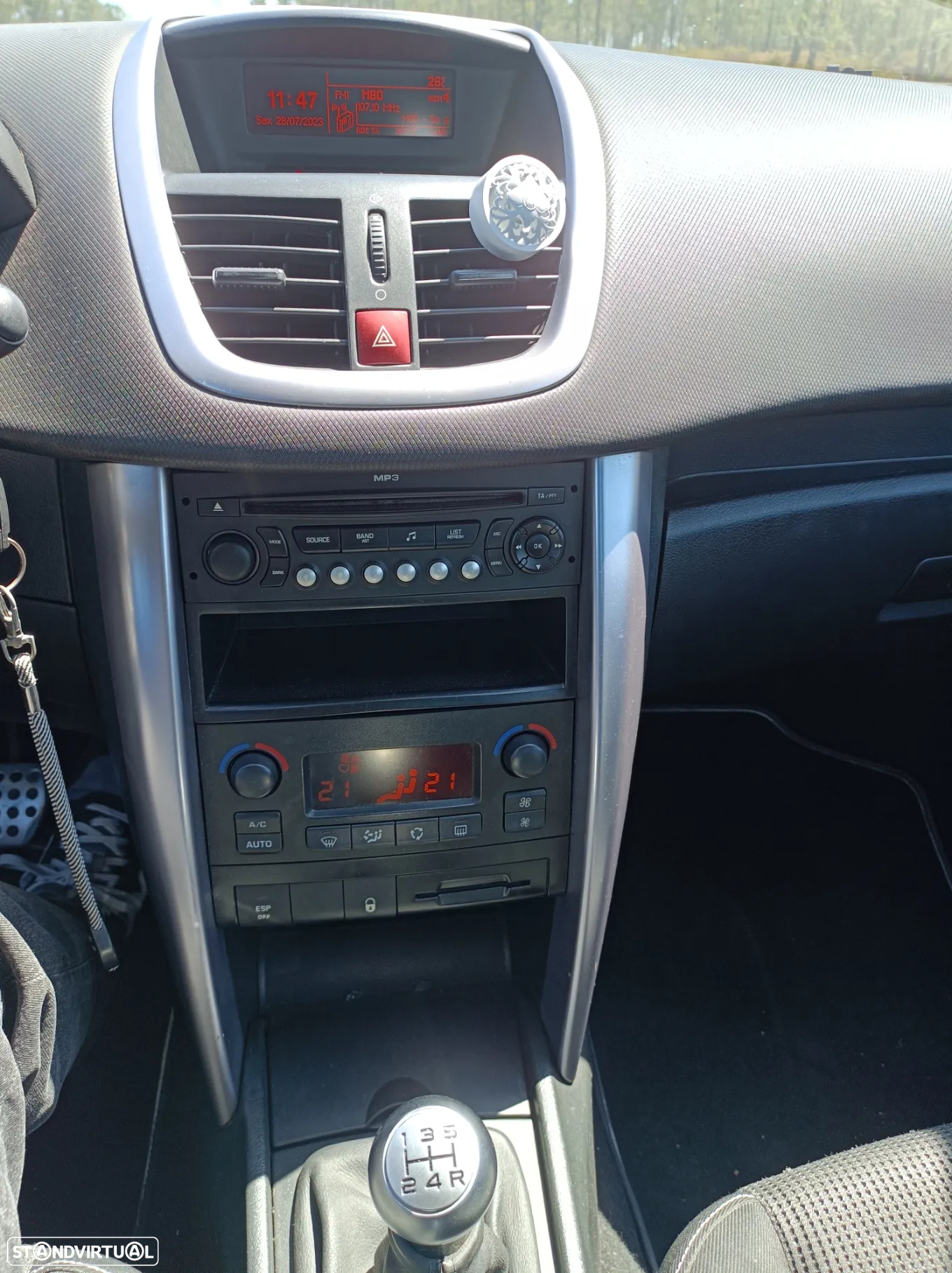 Peugeot 207 CC 1.6 HDi FAP Sport - 10
