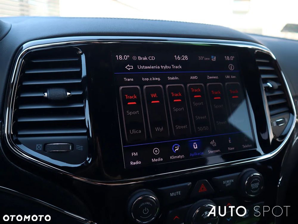 Jeep Grand Cherokee 6.4 V8 SRT8 - 30
