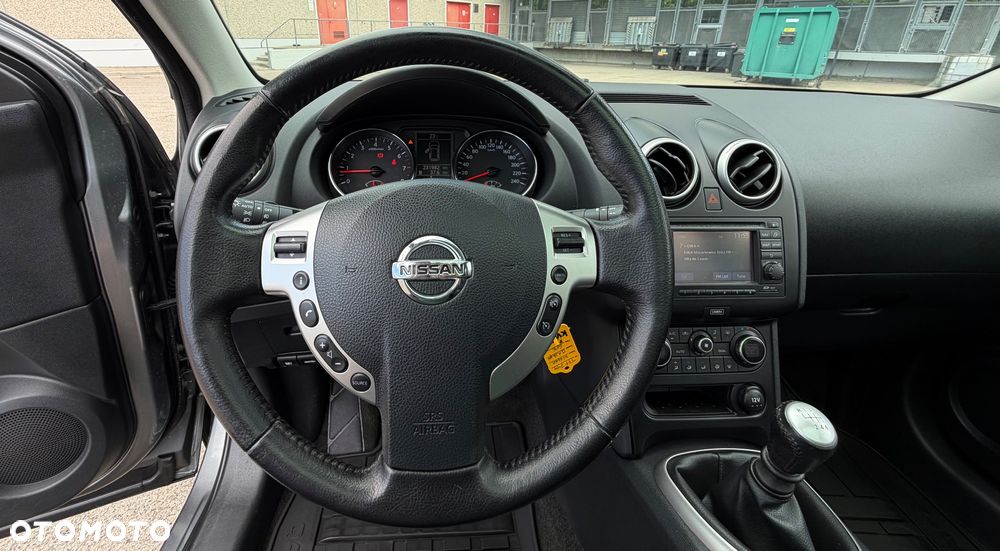 Nissan Qashqai+2 2.0 360 - 28