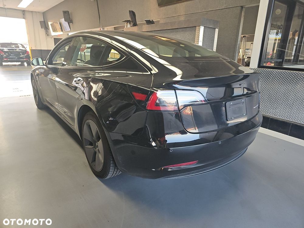 Tesla Model 3 Long Range AWD - 2