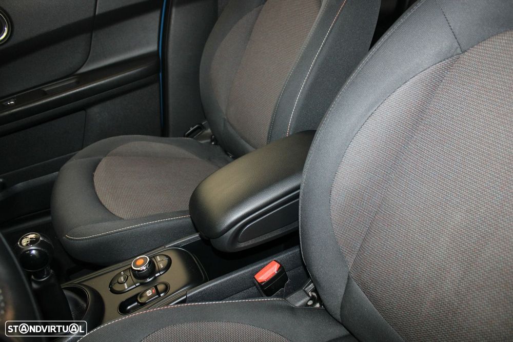 MINI Countryman Cooper D - 26