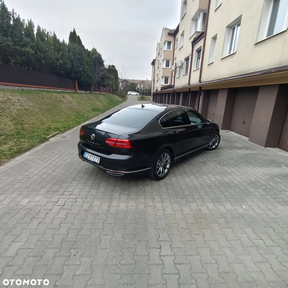 Volkswagen Passat - 10