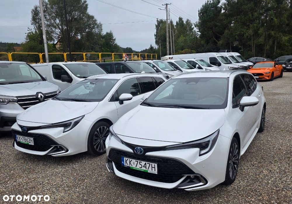 Toyota Corolla - 4