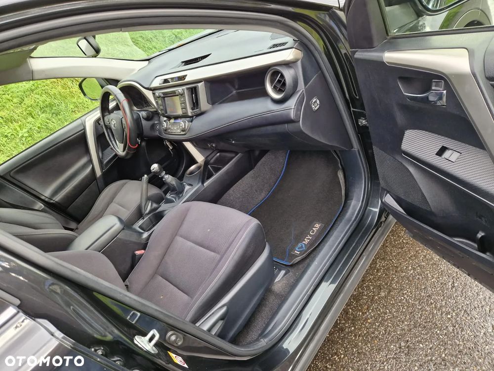 Toyota RAV4 - 13