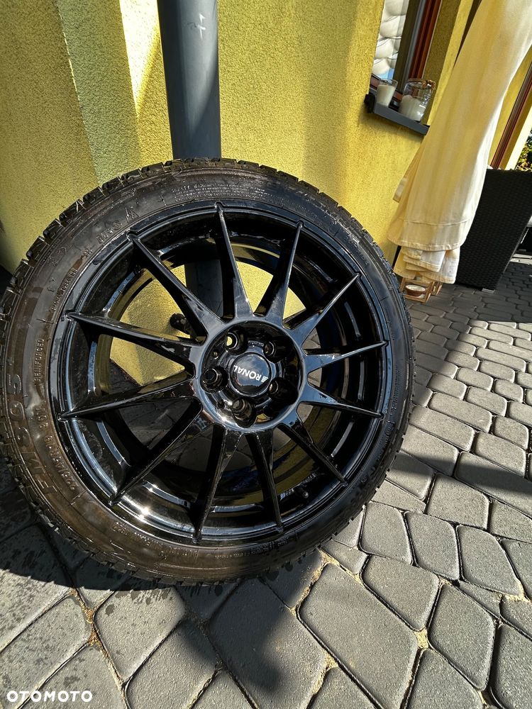 Toyota C-HR 1.8 Hybrid GPF GR Sport - 24
