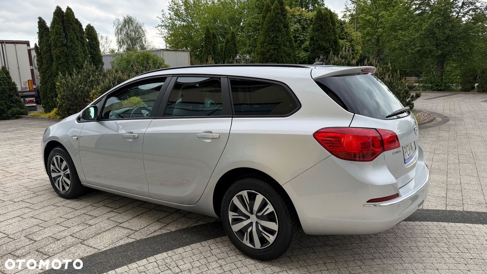 Opel Astra 1.6 CDTI Cosmo - 4