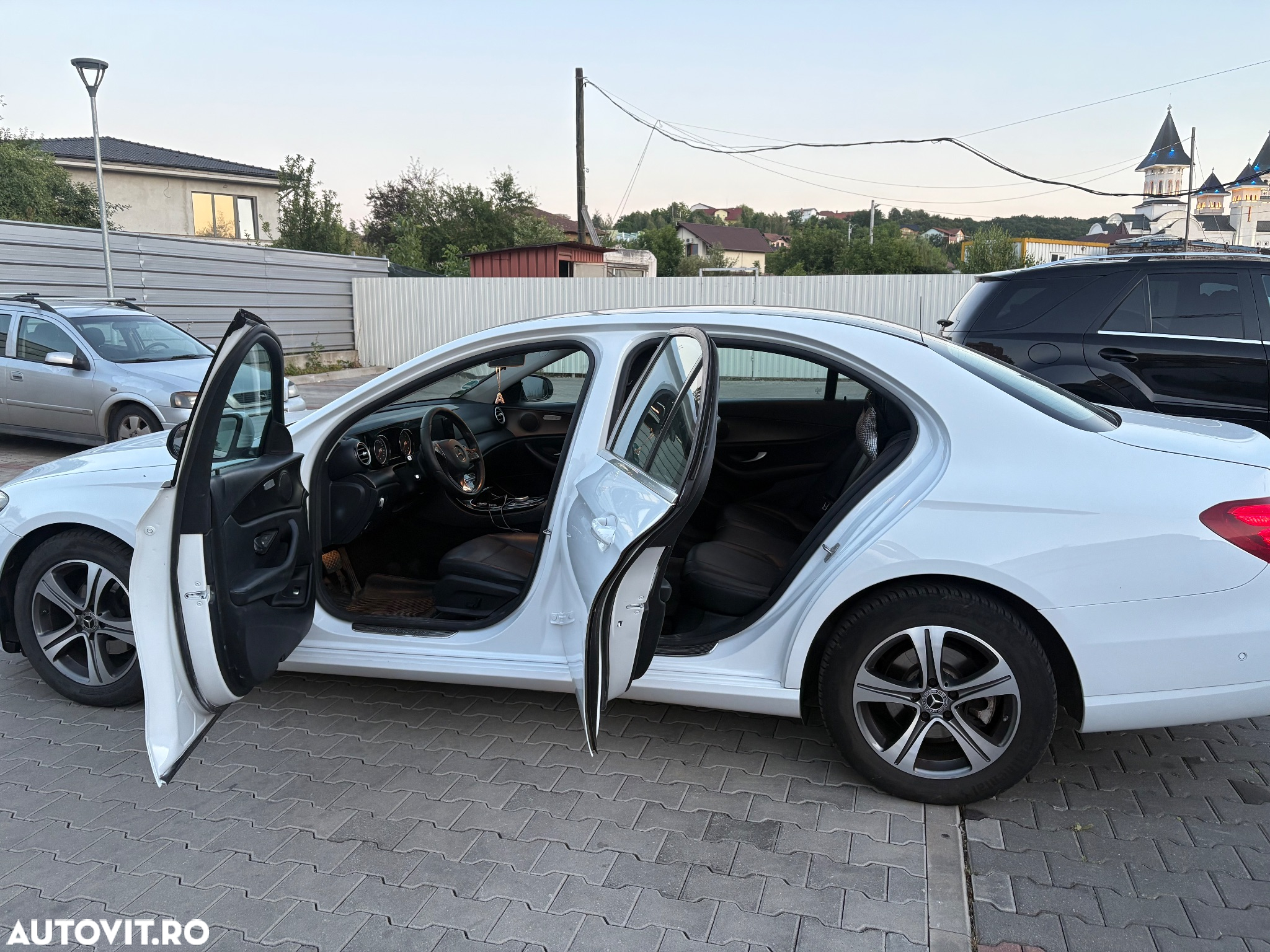 Mercedes-Benz E 200 d 9G-TRONIC - 7