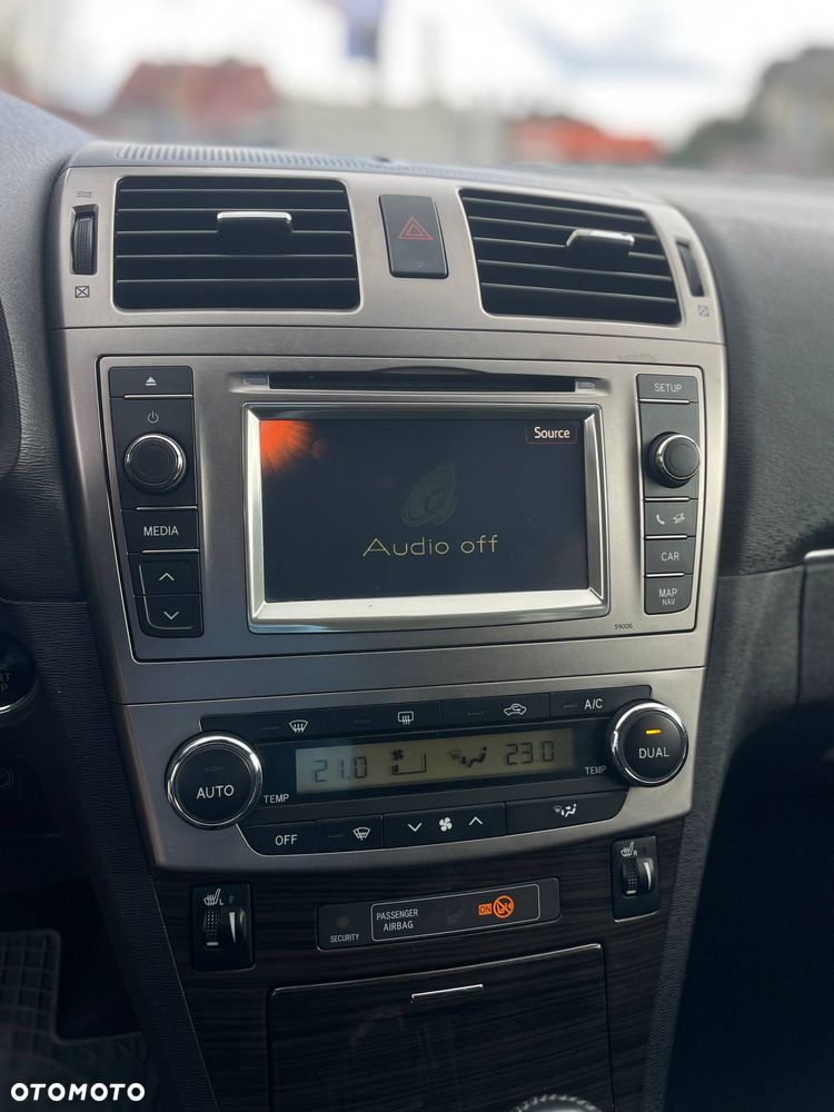 Toyota Avensis 2.2 D-CAT Prestige - 8