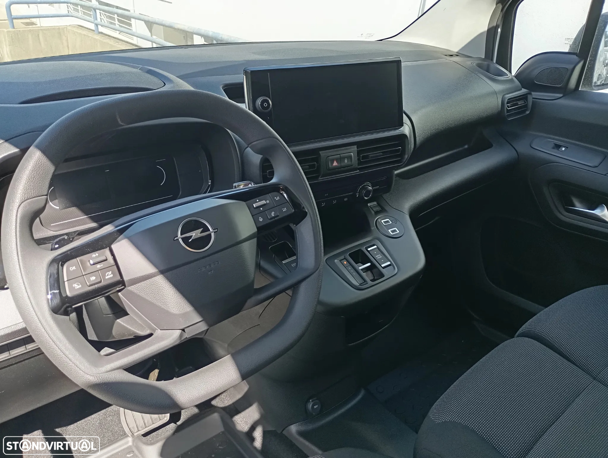 Opel Combo E L1H1 - 3
