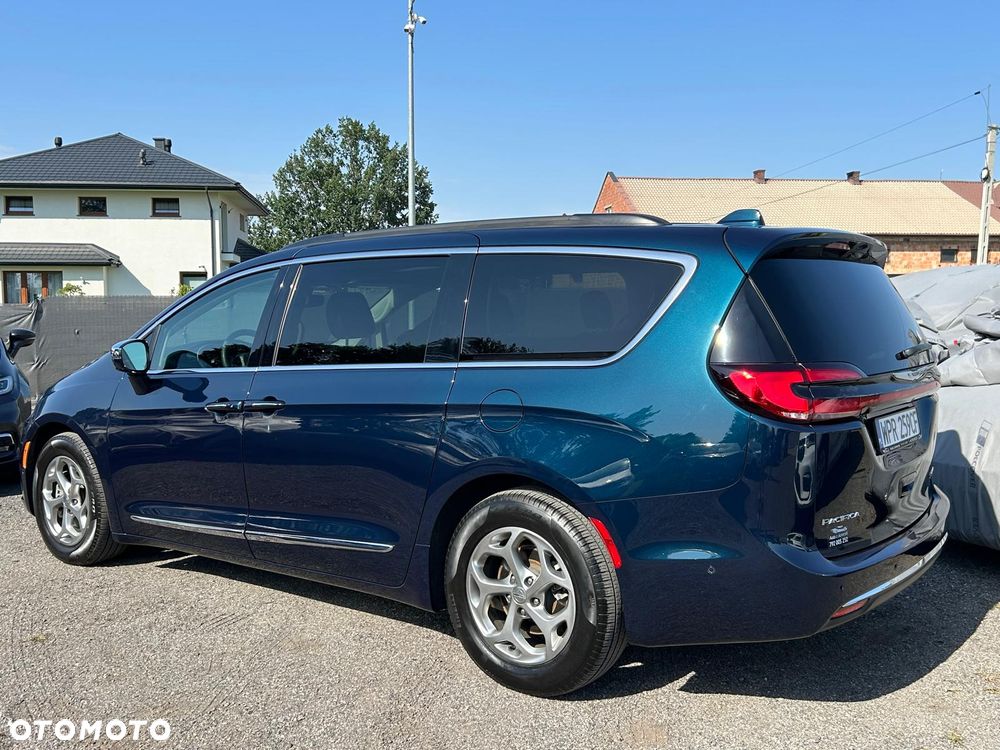 Chrysler Pacifica - 19
