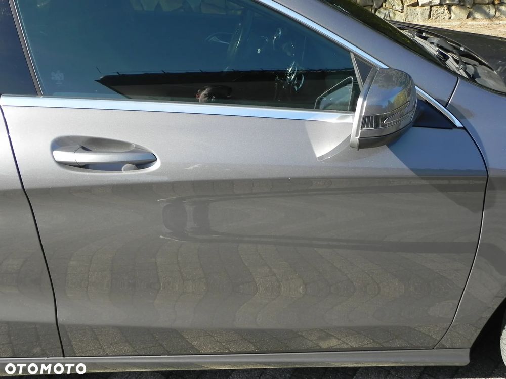 Mercedes-Benz CLA - 25