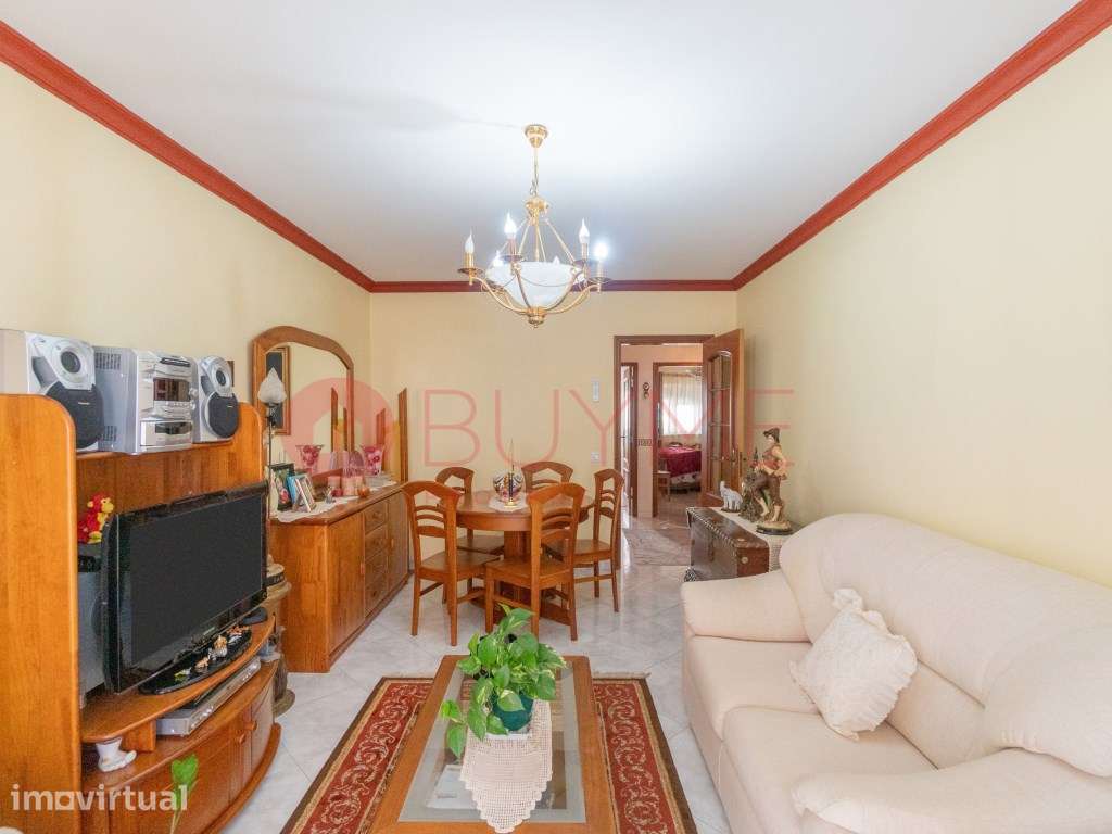 Apartamento T2 em Quarteira com Vista Mar a Poucos Passos da Praia - Grande imagem: 3/31