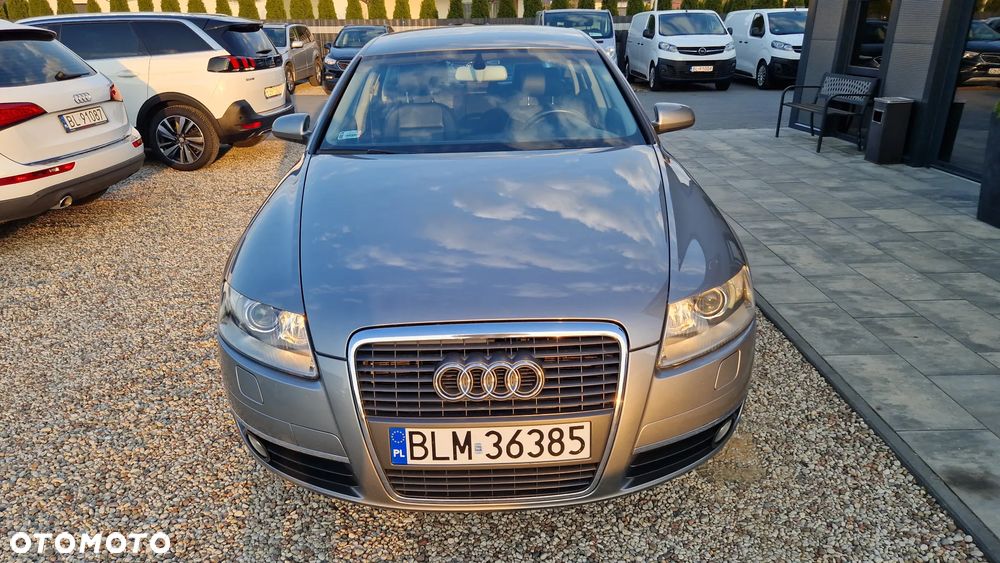 Audi A6 Limousine 2.4 - 4