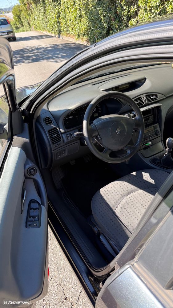 Renault Laguna 1.9 dCi Dynamique - 8