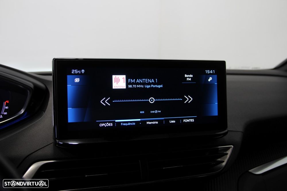 Peugeot 3008 1.5 BlueHDi Allure Pack EAT8 - 19
