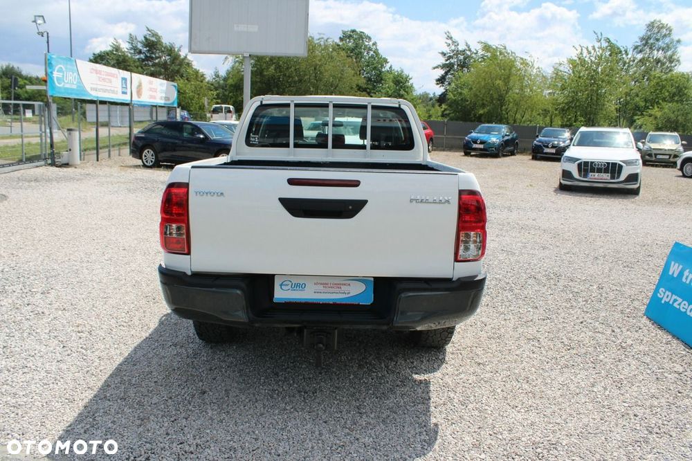 Toyota Hilux - 7