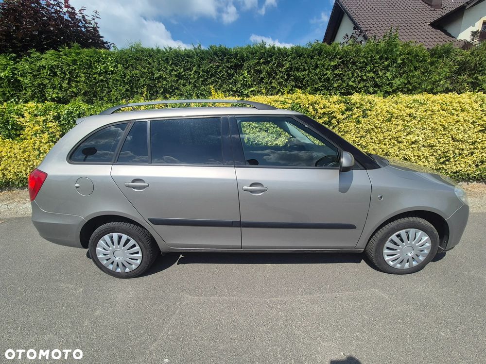 Skoda Fabia 1.4 16V Comfort - 2