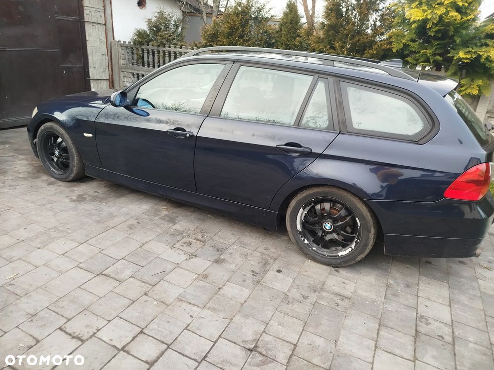 Na części BMW E91 - 2