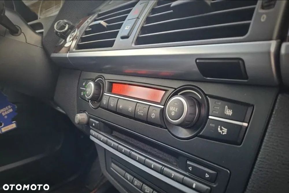 BMW X5 xDrive30d - 26