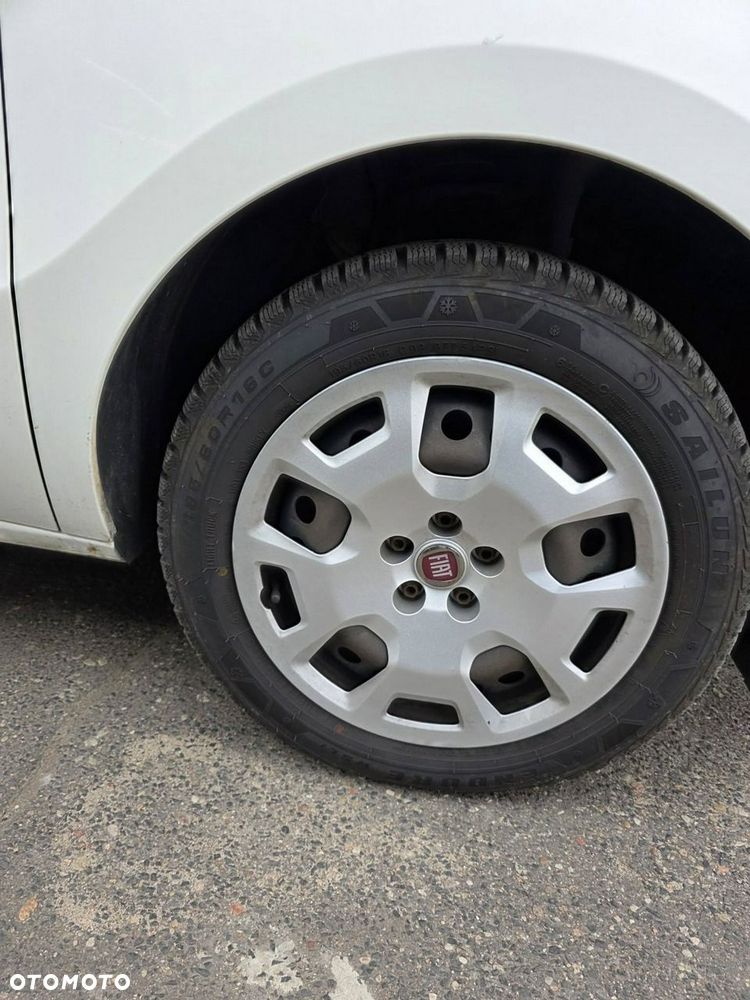Fiat Doblo - 30