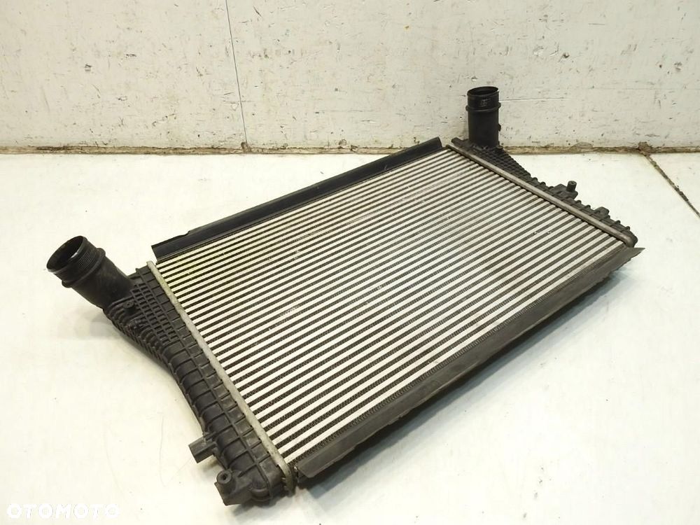 CHŁODNICA INTERCOOLER VW PASSAT B7 2.0 TDI 3C0145805AN - 3