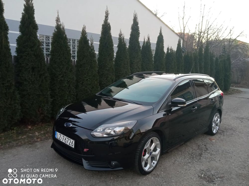 Ford Focus - 1