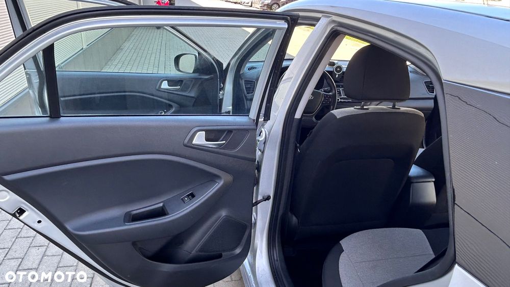 Hyundai i20 1.2 BlueDrive Comfort - 17