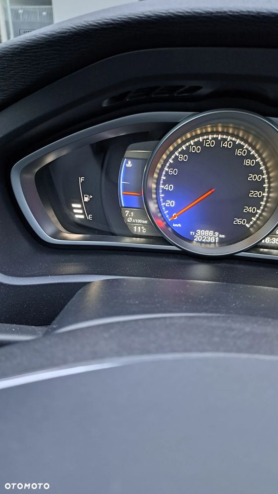 Volvo V40 D3 RDesign - 12