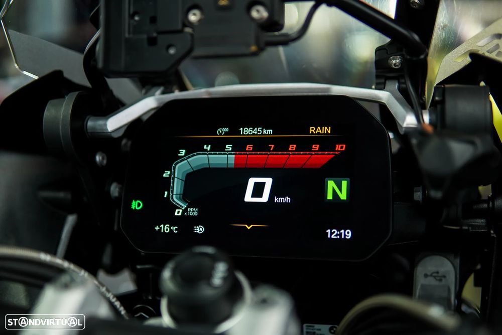 BMW R 1250 GS TRIPLE BLACK Rebaixada - 47