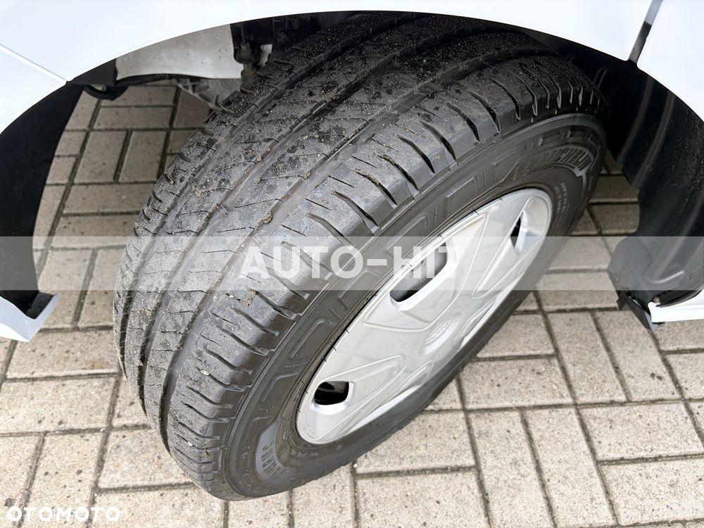 Ford Transit - 16