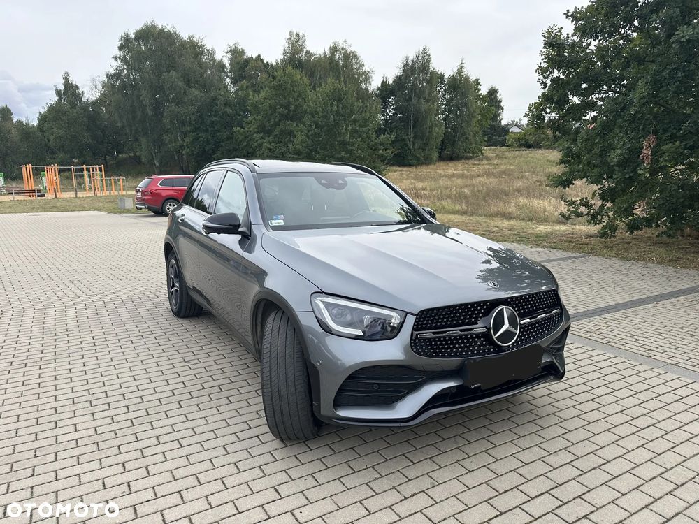 Mercedes-Benz GLC - 1