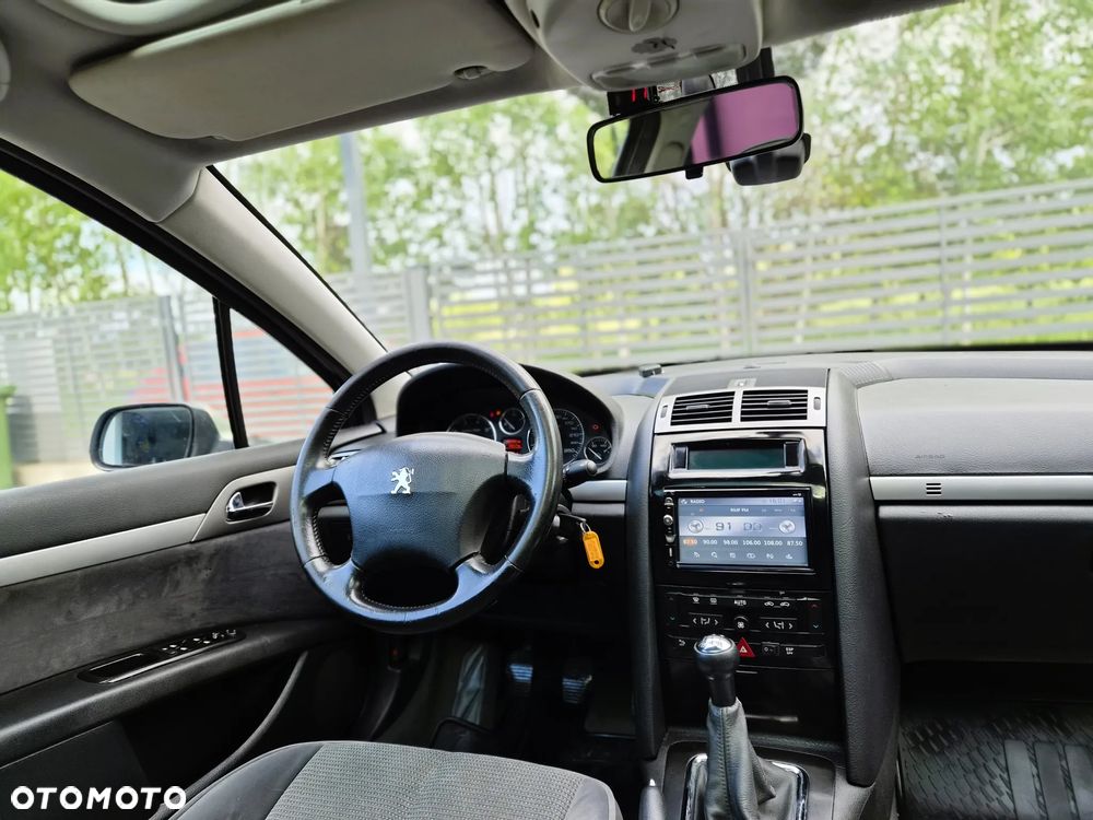 Peugeot 407 - 28