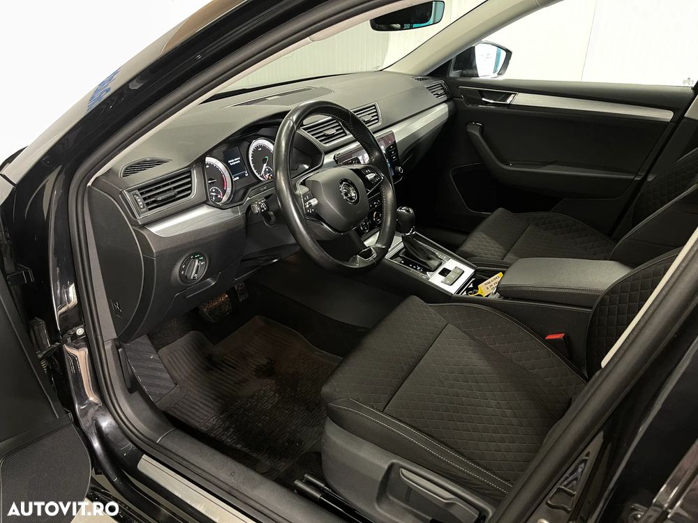 Skoda Superb 2.0 TDI DSG Ambition - 5