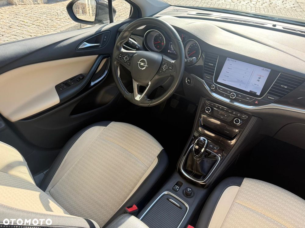 Opel Astra 1.4 Turbo Innovation - 26