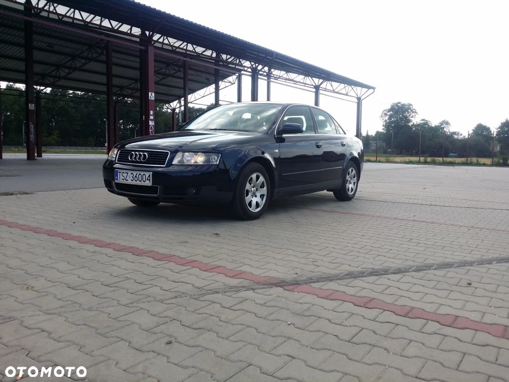 Audi A4 Limousine - 2