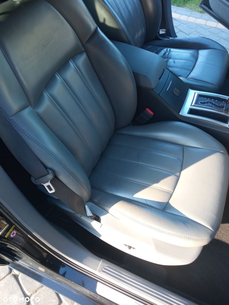 Chrysler 300C - 5