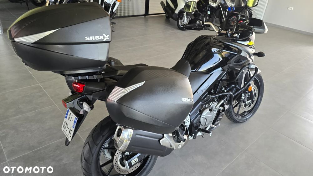 Suzuki V-STROM - 32