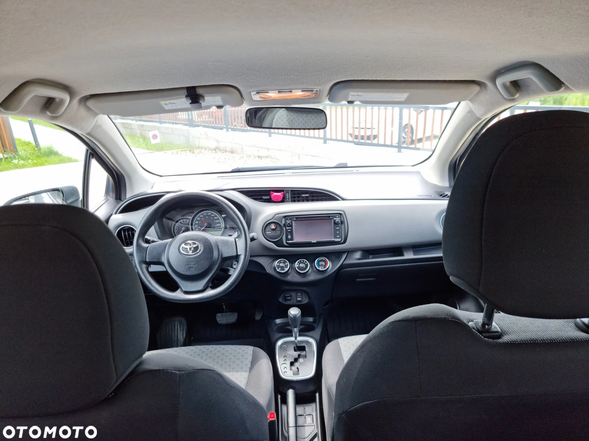 Toyota Yaris - 18