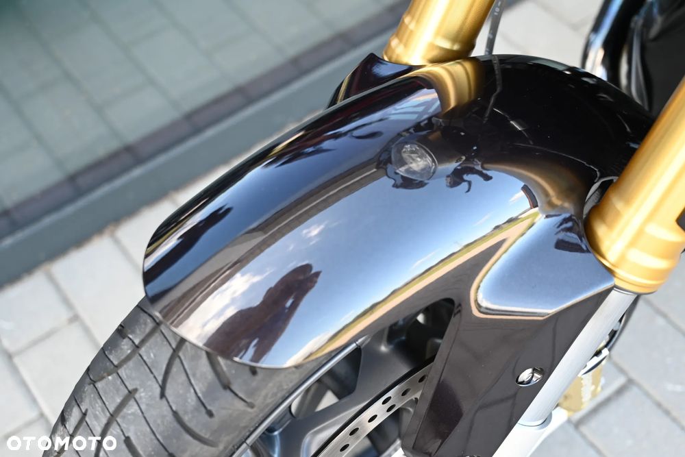 BMW R - 32