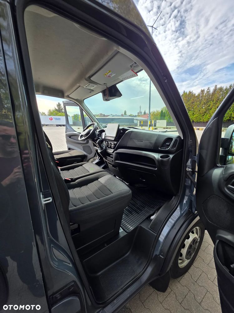 Iveco Daily 35S18 - 19