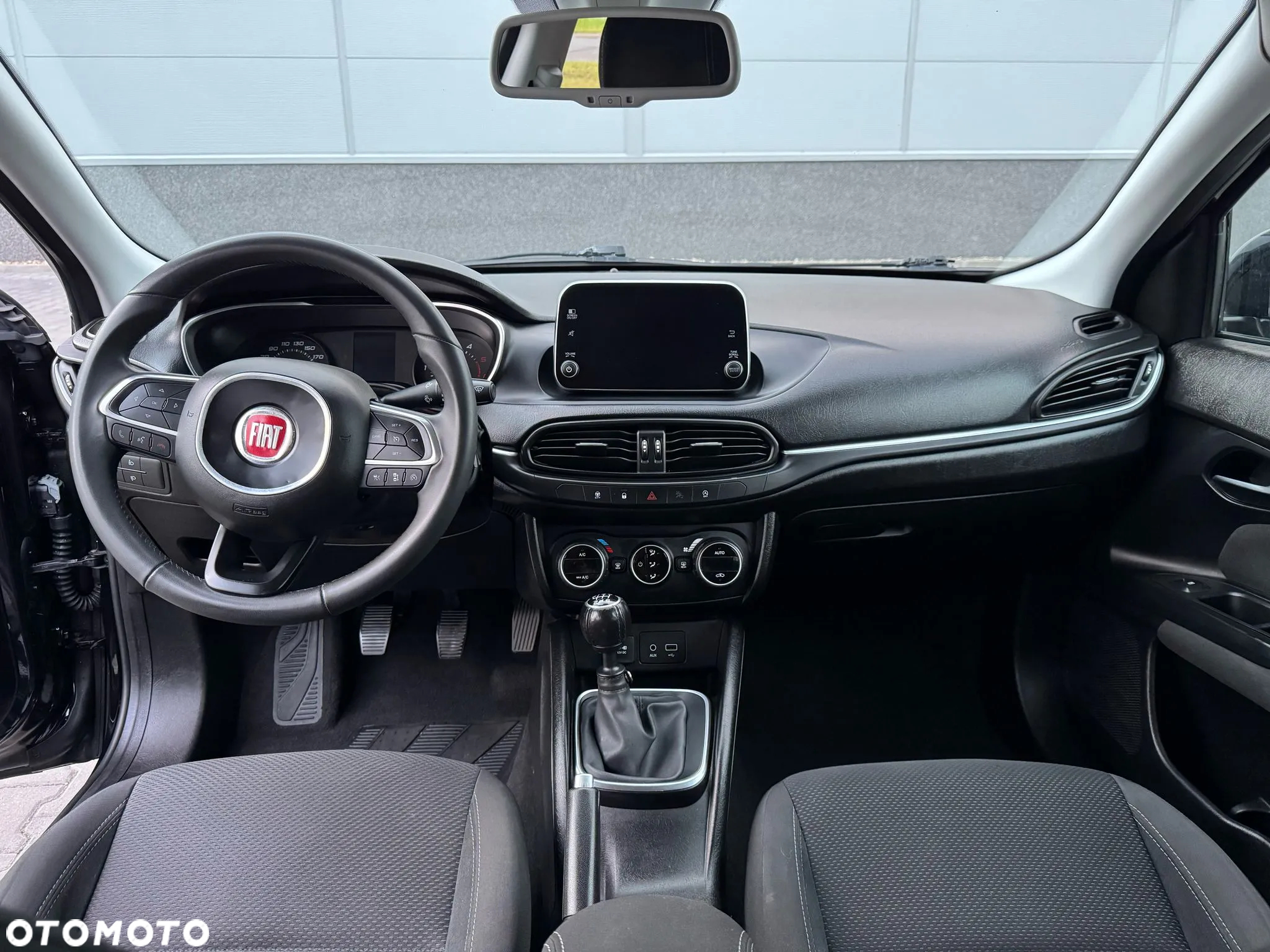 Fiat Tipo 1.6 MultiJet 16v Lounge - 15