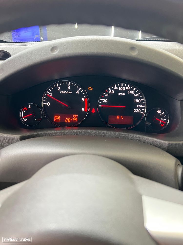 Nissan Navara 3.0 dCi V6 CD LE Hi-T.+P.Pr.AT 4WD - 28