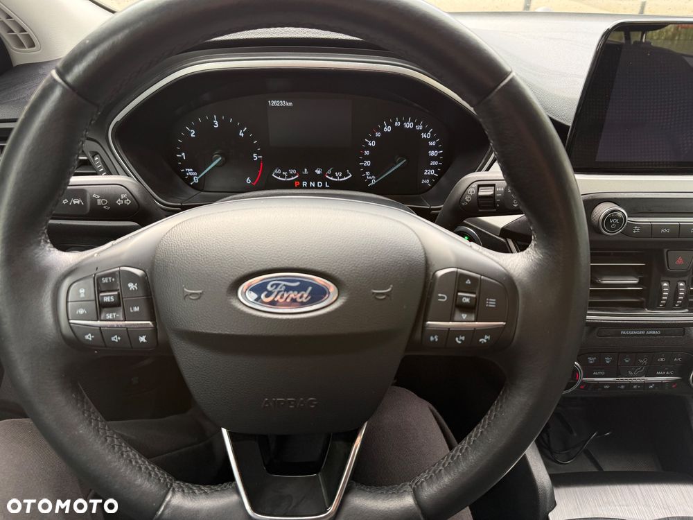 Ford Focus 1.5 EcoBlue Start-Stopp-System TITANIUM - 12