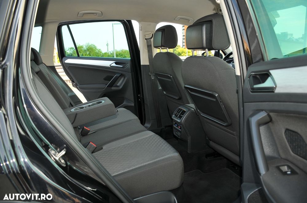 Volkswagen Tiguan - 11