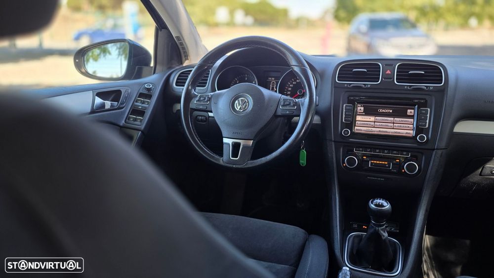VW Golf 1.6 TDi Confortline - 15
