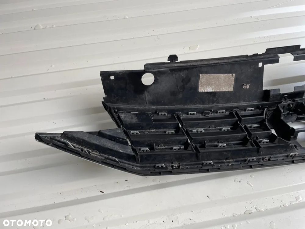 ATRAPA CHŁODNICY GRILL VOLKSWAGEN PASSAT B8 LIFT R LINE 3G0853651AK - 10